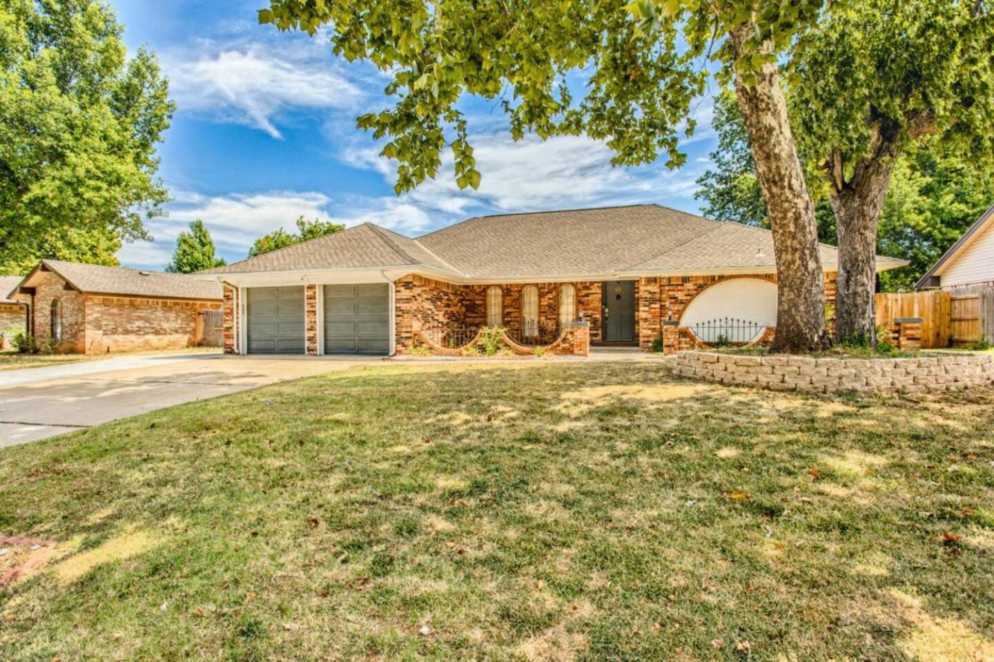 Вілла New Hummingbird Haven - Nw Okc, Billiards, Firepit Оклахома-Сіті Екстер'єр фото